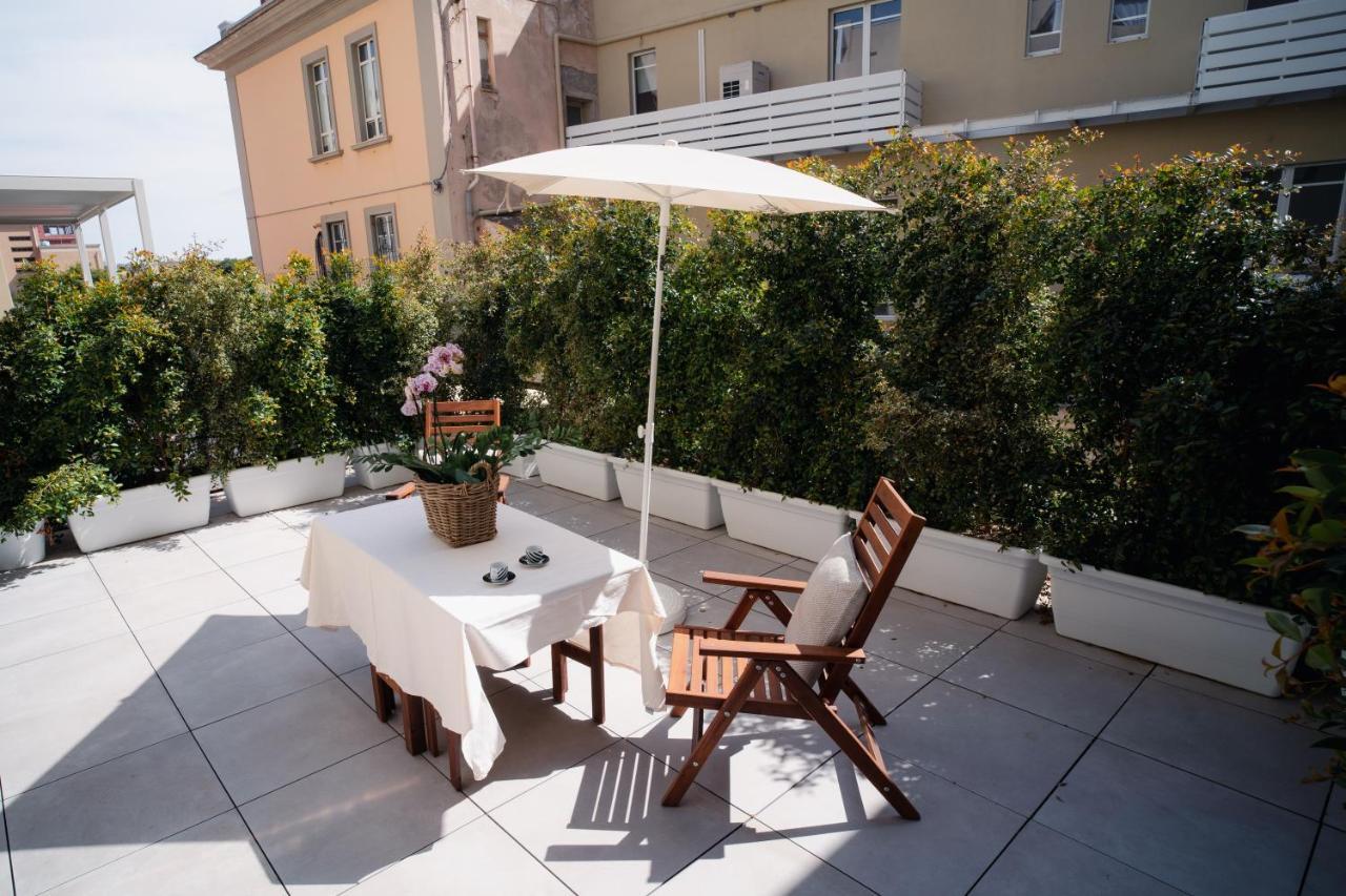 Sunny City Cagliari Bagian luar foto